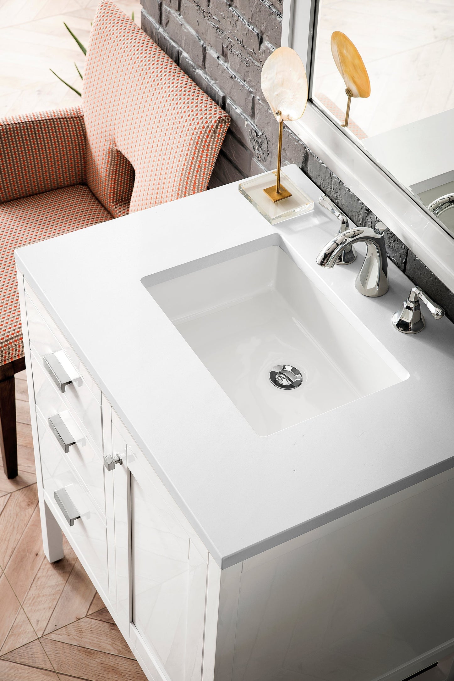 
                  
                    Addison 30" Single Vanity Cabinet in Glossy White Single Bathroom Vanity James Martin Vanities White Zeus Quartz 
                  
                