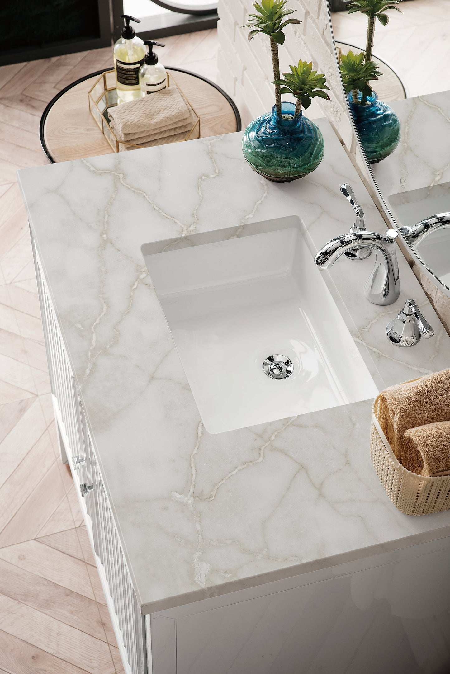 
                  
                    Athens 36" Single Vanity Cabinet, Glossy White Single Bathroom Vanity James Martin Vanities Victorian Silver Quartz 
                  
                