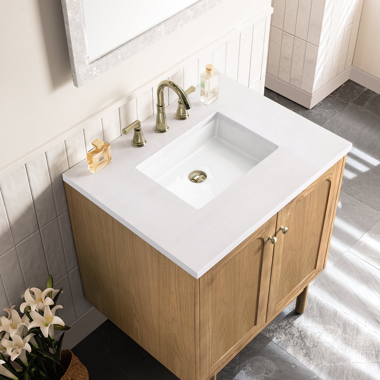 
                  
                    Laurent 30" Single Vanity in Light Natural Oak Single Bathroom Vanity James Martin Vanities White Zeus Silestone 
                  
                