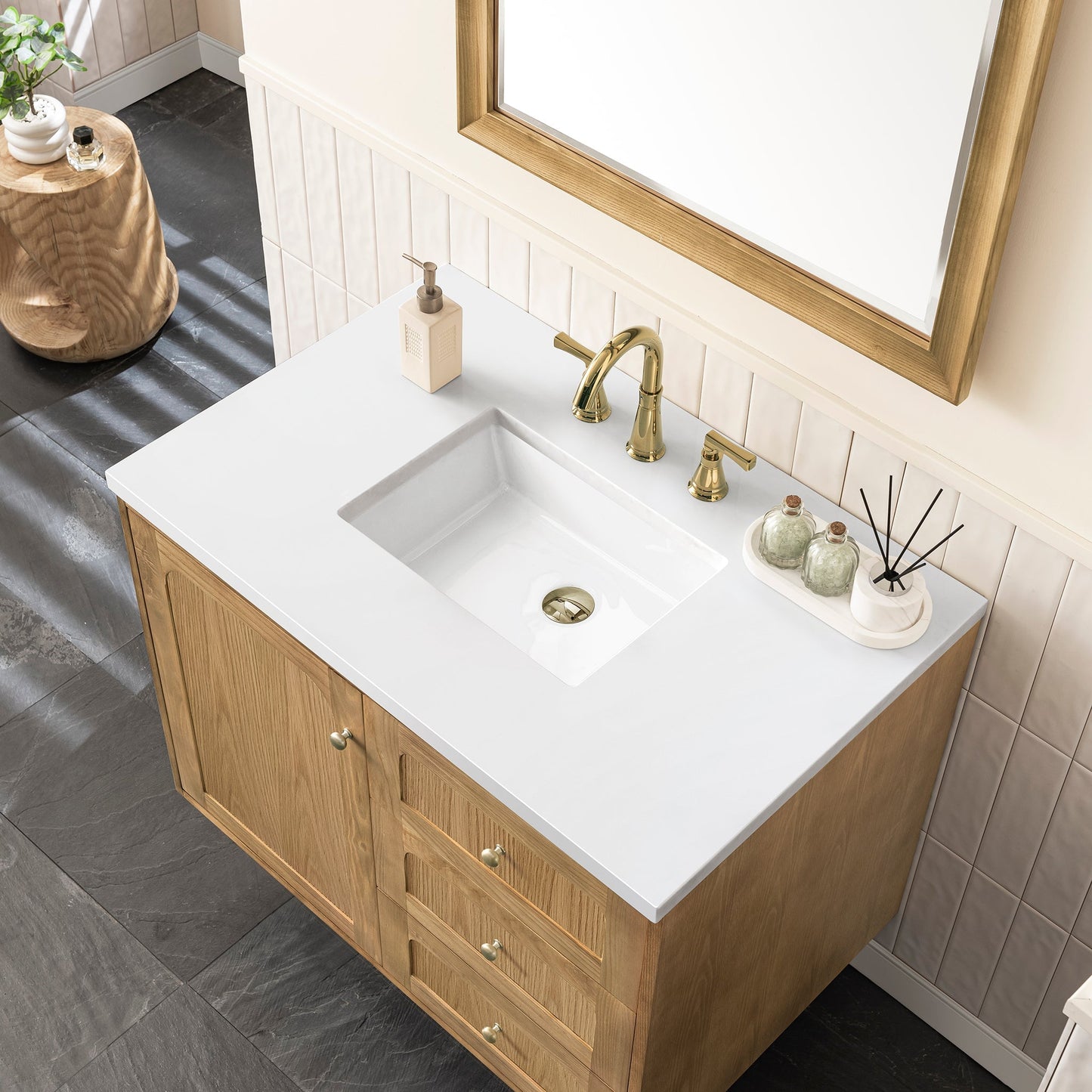 
                  
                    Laurent 36" Single Vanity in Light Natural Oak Single Bathroom Vanity James Martin Vanities White Zeus Silestone 
                  
                