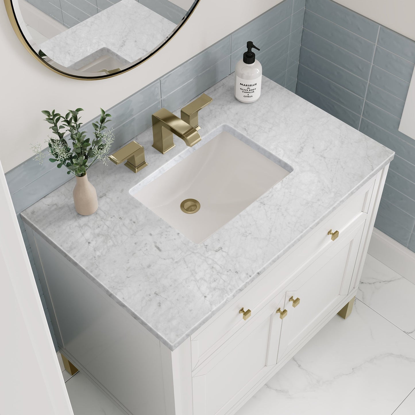 
                  
                    Chicago 36" Single Bathroom Vanity Glossy White Single Bathroom Vanity James Martin Vanities Carrara White Marble 
                  
                