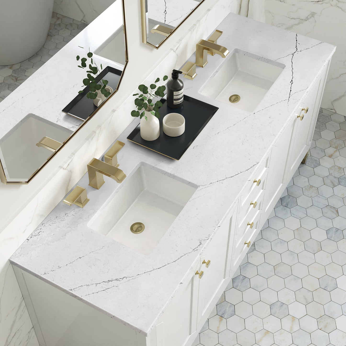 
                  
                    Chicago 72" Double Bathroom Vanity in Glossy White Double bathroom Vanity James Martin Vanities Ethereal Noctis Quartz 
                  
                