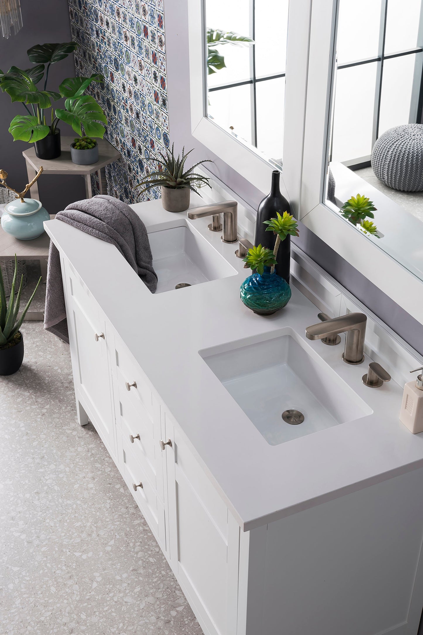 
                  
                    Palisades 60" Double Bathroom Vanity Single Bathroom Vanity James Martin Vanities Bright White White Zeus Quartz 
                  
                